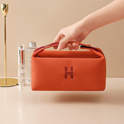 Waterproof Travel Cosmetic Bag Outdoor Dustproof Toiletries Storage 22*12*9 CM