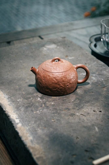 160cc Handmade Purple Sand Tea Pot Section in Yixing, China Clay Qinchuan Gongfuhu Tea Pot-