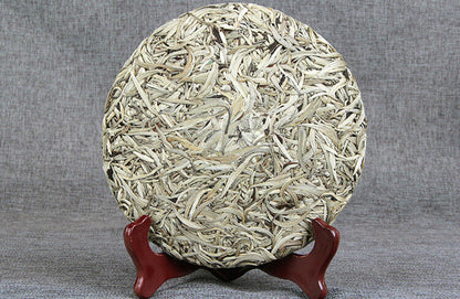 2018 Silver Needle White Tea Ancient Tree Yunnan Moonlight White Single Bud 357g