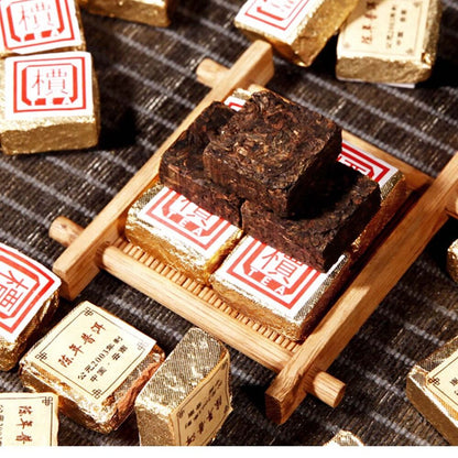 250g Yunnan Ripe Puer Tea Brick Old Pu'er Black Tea Cooked Puerh Yellow Iron Box