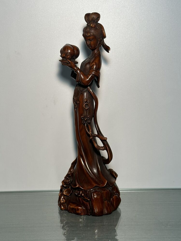 Old Chinese Boxwood Carving Pretty Woman Statue Woodwork Sculptures Collection