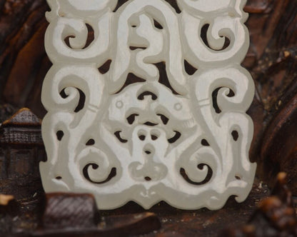 Chinese Natural Hetian Jade Carving Dragon Phoenix Lucky Jade Pendant Jewelry