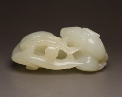 Antique Chinese Top Natural Hetian Jade Carving Beast Statue Exquisite Figurines