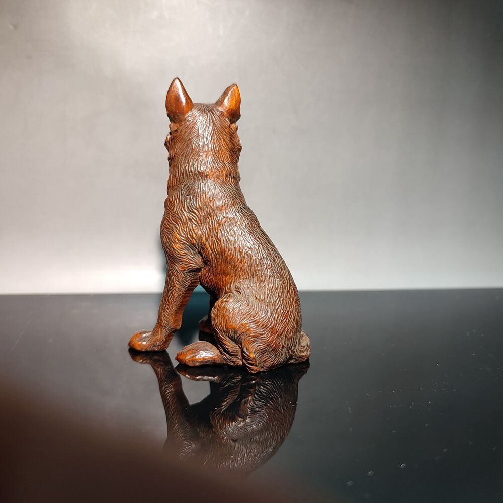 Boxwood Carving Pet Dog Statue Australian Kelpie Collie Lovely Decor Ornaments