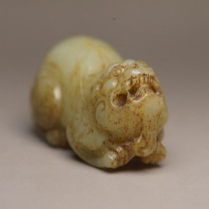 Chinese Vintage Antique Hetian Jade Carved Auspicious Beast Statue Lucky Pendant
