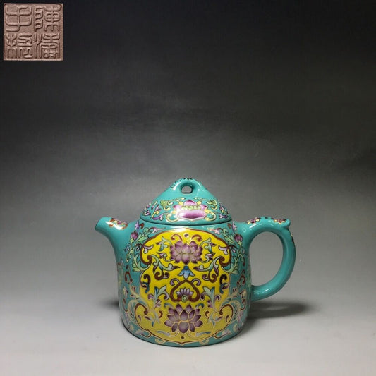 Chinese Yixing Zisha Clay Handmade Exquisite Teapot （秦权 底款：陈涛手制）