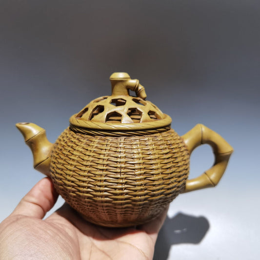 Chinese Yixing Zisha Clay Handmade Exquisite Teapot （竹编壶 底款：瑞新陶艺 )