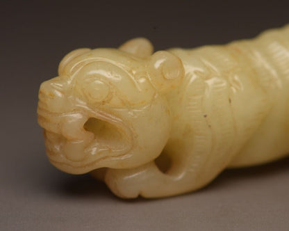 Chinese Natural Hetian Jade Carving Fierce Tiger Statue Exquisite Figurines Rare