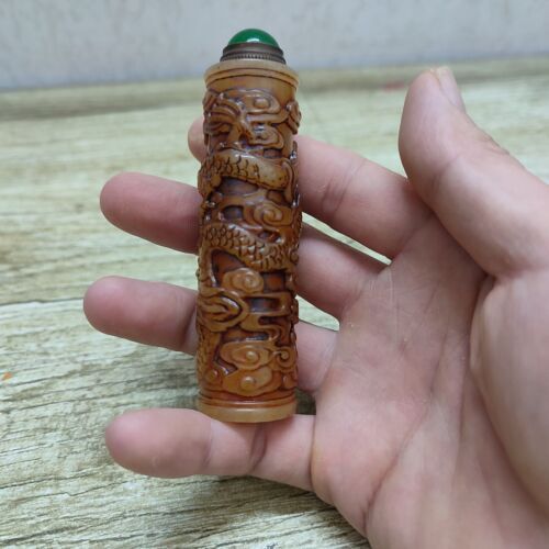 collection carved stone chinese snuff bottles old seal Shoushan dragon statue