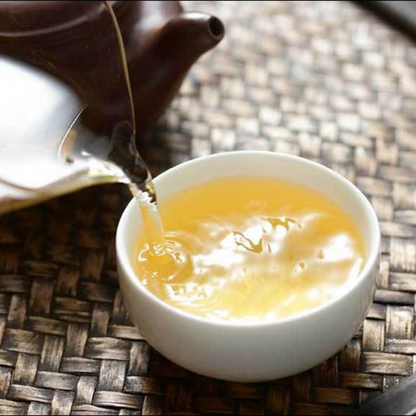 357g Yunnan Spring Pu'er Tea Laomane Puerh Raw Tea Cake Premium Aged Pu-erh Tea