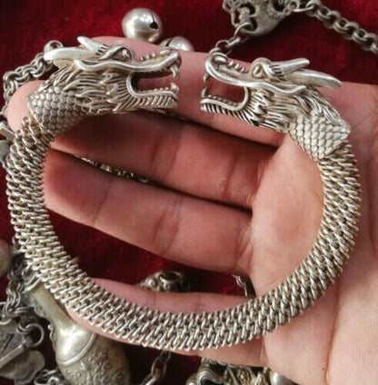 China Tibetan silver carving double-headed dragon silver bracelet
