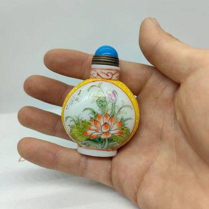 vintage chinese peking glass snuff bottle painted bird flower signed Liuli gift