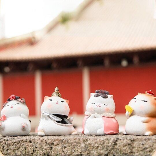 Set of 4 Cute Resin Cat The Palace Museum Baby Cat Small Cat for Home Ornaments