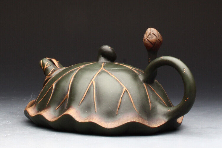 Chinese Yixing Zisha Clay Handmade Exquisite Teapot （竹韵 底款：蒋蓉）