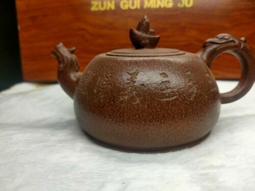 Chinese Yixing Zisha Clay Handmade Exquisite Teapot #8488550