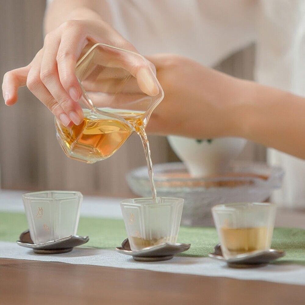 Pu'er tea, 2021, overseas Chinese gift, 357 grams, raw