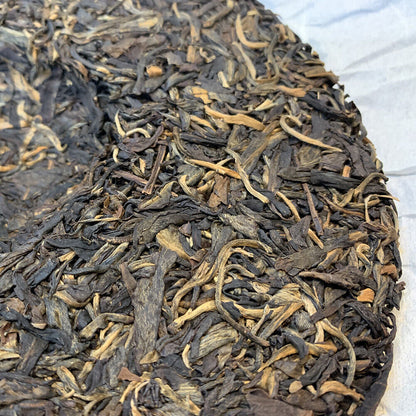 Puerh, 2010, Jin Shang Tian Hua (Menghai Old Banzhang Original Ecological Tree Tea), 357g, Raw