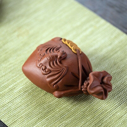 yixing zisha tea pet bat statue wealthy mascot money coin tea play creative new