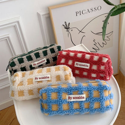 Plush Travel Cosmetic Purse Storage Bag Makeup Handbag Pencil Case Plaid Bag 1PC