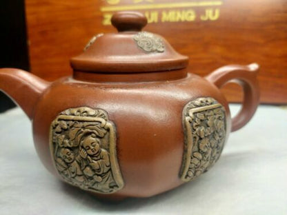 Chinese Yixing Zisha Clay Handmade Exquisite Teapot