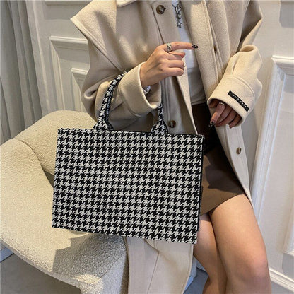 Large Handbag Women Synthetic Leather Square Vintage Shopper Bag 36*25*12 CM 1PC