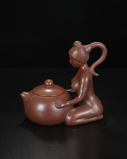 Chinese Yixing Zisha Clay Handmade Exquisite Teapot（美女西施 底款：周桂珍）