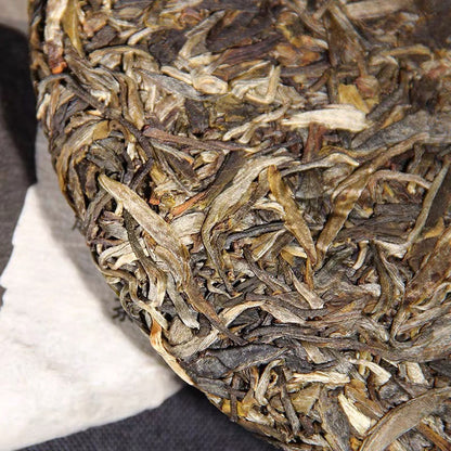 2017 Laotongzhi Liang Yuan Old Tree Raw Pu-erh 400g Cake Haiwan Pu'er Puer Tea