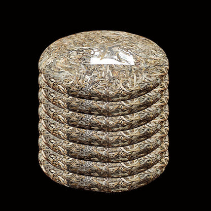 357g/12.59oz Puerh Tea Cake LaoMan'e Early Spring Tea Sweet Rhythm Puer Raw Tea