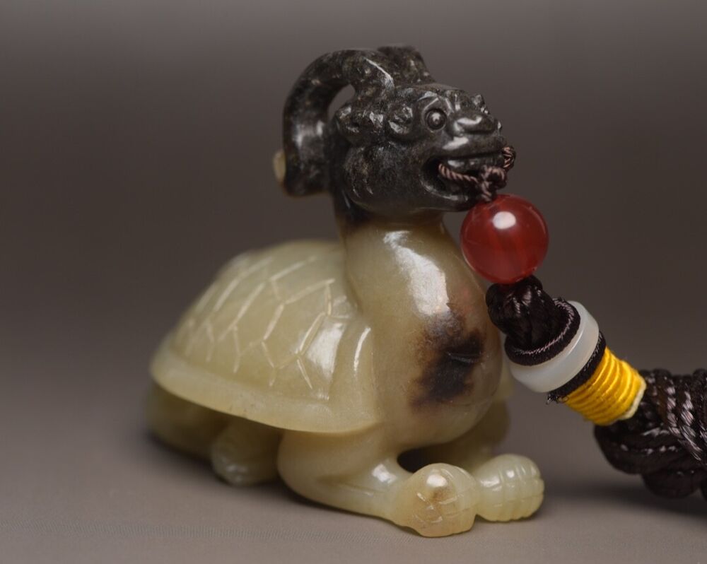 Chinese Natural Hotan Jade Carved Exquisite Dragon Turtle Statue Collection Art