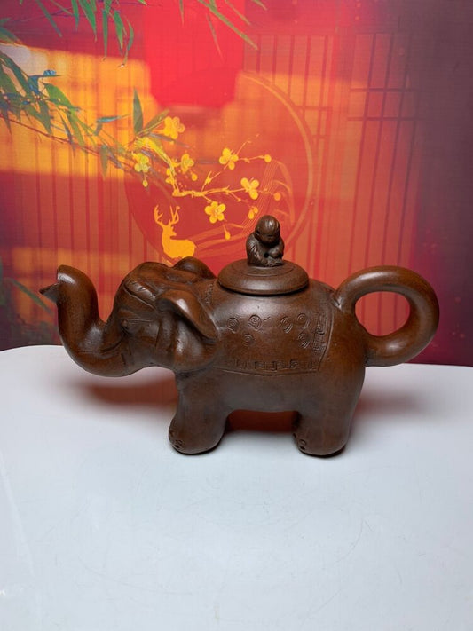 Chinese Yixing Zisha Clay Handmade Exquisite Teapot 品名：大象 底款: 顾景舟