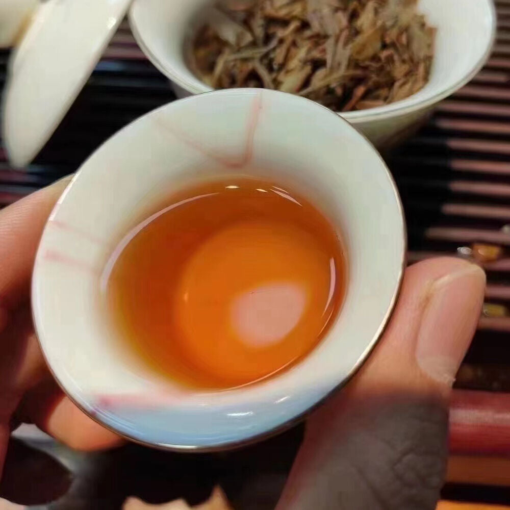 357g Yunnan Aged Pu'er Raw Tea 2003 Banzhang Peacock Top Raw Pu-erh Old Tea Cake