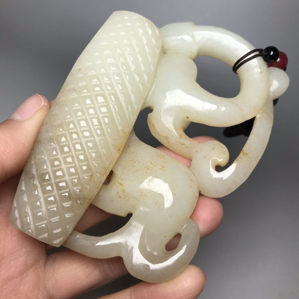 Chinese Natural Hetian Jade Carving Exquisite Dragon Statue Figurine Collectible
