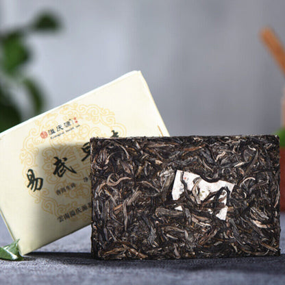 Yunnan Early Spring Pu-Erh Tea Old Tree Pu-erh Raw Tea Brick Top 250g Green Tea