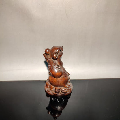 A nice happy little mouse wood carvings money bag Carved statue room decor gift