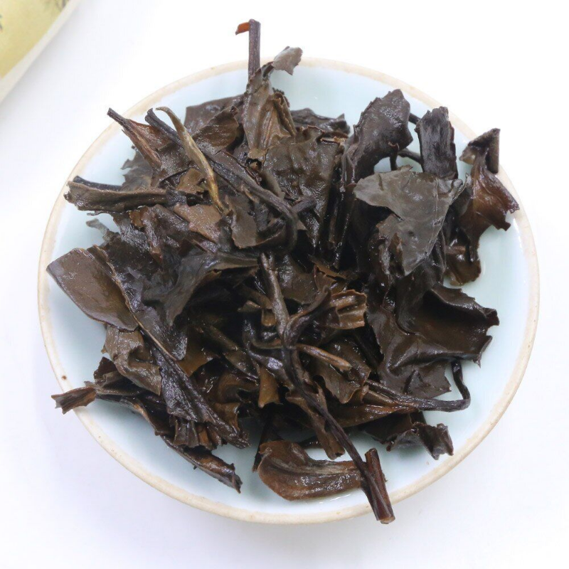 Old Bai Cha Tea Shuanghe CHinese White Tea Leaf Cake 300g Health Drink