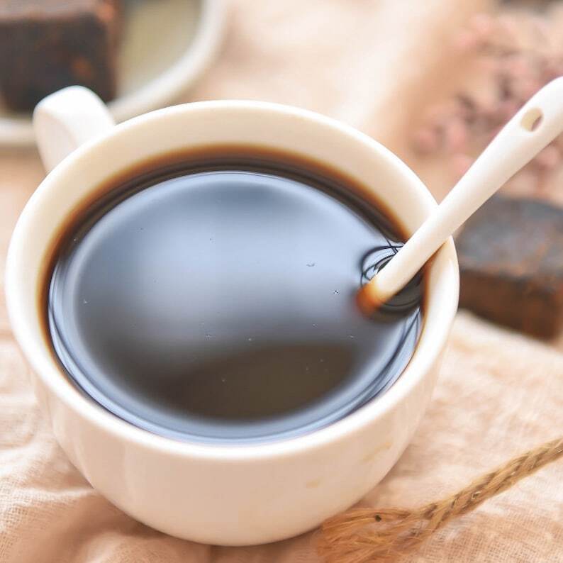 Dried Black Sugar by Hand Herbal Tea Pure Natural Makes A Healthy Tea