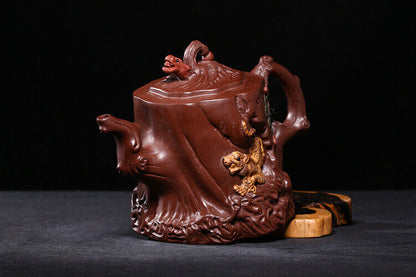 Chinese Yixing Zisha Clay Handmade Exquisite Teapot（卧虎藏龙 印款：汪寅仙）