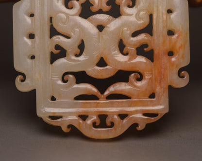 Chinese Old Natural Hetian Jade Carved Exquisite Unique Figurine Pendant Jewelry