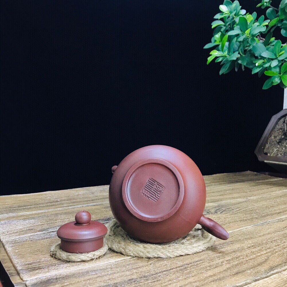 vintage chinese yixing purple clay teapot zisha ceremony carving Collectible art