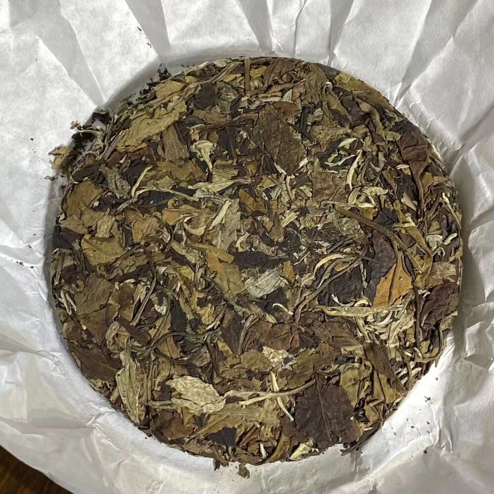 357g Yunnan Pu-erh Raw Tea Moonlight White Puerh Shengcha Spring Pu'er Green Tea