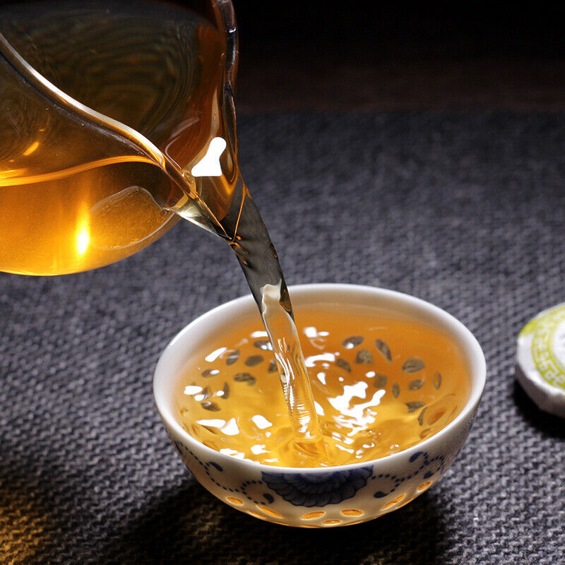 200g Yunnan Pu'er Tea Raw Tea Yiwu High Pole Ancient Pure Material Raw Tea Cake