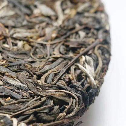 357g Bulang Mountain Pu-erh Raw Tea Cake Yunnan Puerh Sheng Tea Pu'er Green Tea