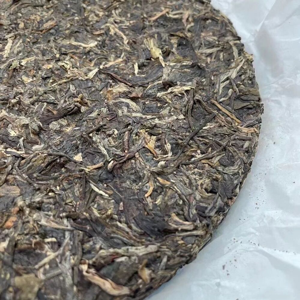 2022 Xiaguan Mengku Big Snow Mountain Big Tree Tie Bing Puerh Puer Tea Raw 357g