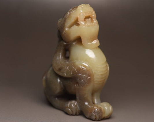 Chinese Natural Hetian Jade Carving Exquisite Beast Statue Figurine Artwork Rare