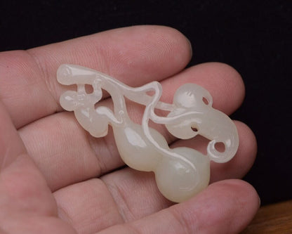 Chinese Top Natural Hetian Jade Carved Exquisite White Jade Pendant Gift Jewelry