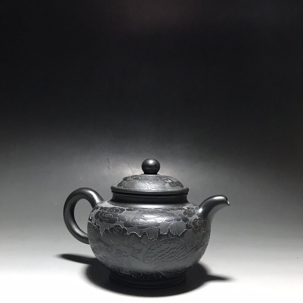 vintage chinese yixing purple clay teapot zisha ceremony carving Collectible art