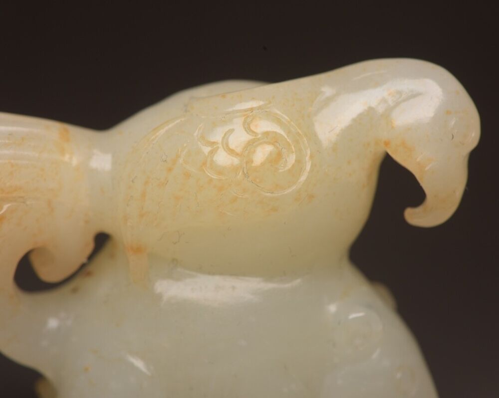 Chinese Antique Natural Hetian Jade Carving Eagle Bear Statue Exquisite Figurine