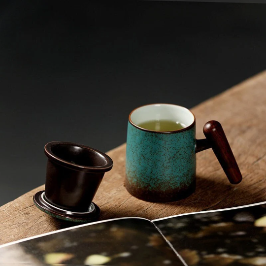 Ceramic Tea Infuser Cup Green Tea Cup 260ml