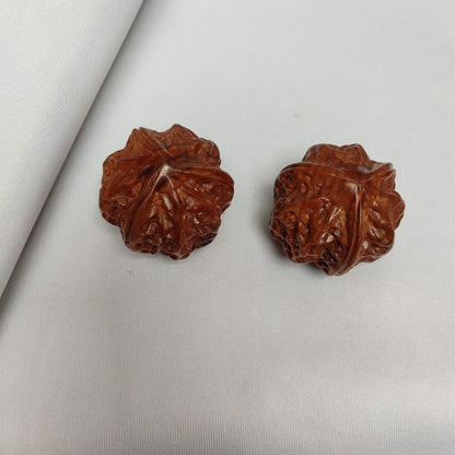 Chinese Rosewood Carved walnut Statue Wooden ornaments anxiety relief items rare
