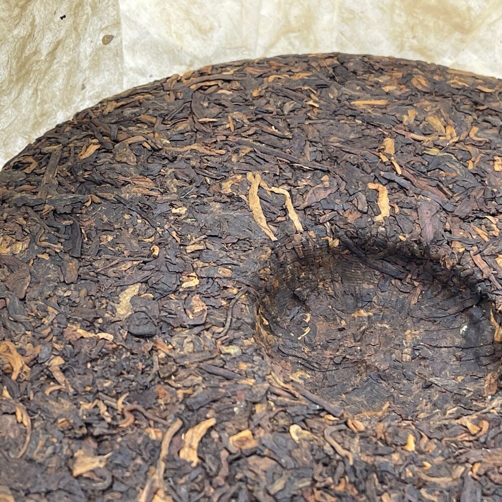 Pu-erh tea,2005,班章金芽餅 Banchang Golden Bud Cake,357g,Cooked